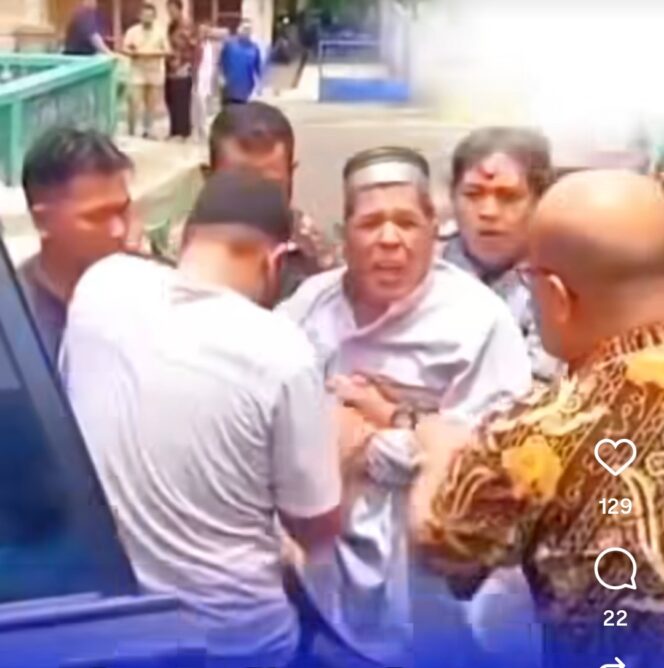 
					Marwan, meronta menolak ditangkap usai salat Jumat 6 Maret 2026. Foto: isy