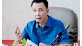 Bupati Rehanglebong, Bengkulu, Fikri Thobari dan istri Larasati diangkut ke Jakarta, untuk menjalani pemeriksaan di KPK, Selasa, 10 Maret 2026. Foto: antars