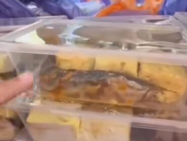 Inilah pakwt MBG yang ditolak oleh kepsek SMA2 Pamekasan, Senin  9 Maret 2026. Foto: Ist