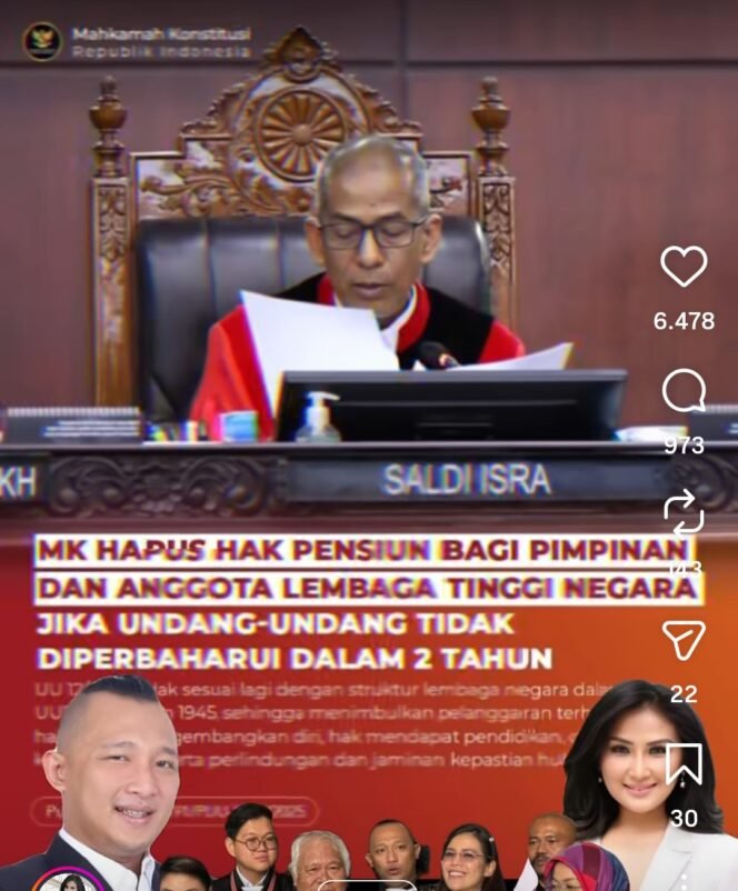 
					Melauo kanak medsis, MK telah mengumumkan hasil gugatan Lita Gading dan Syamsul atas UU hak pensiun seunur hidup bagi anggota DPRI. MK menyatakan bahwa UU tersebut melanggar UUD45. Iinstagram@mahkamah-konstitusi