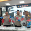 Minggu 22 Maret, Kapolresta Samarinda Kombes Pol Hendri Umar, mengungkap penangkapan dua tersangka dalam kasus mutlilasi, istri siri di Samarinda, Minggu 22 Maret 2026. Foto: