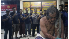 Muncul respon dari sebagaian warga Tirtajaya, Karawang, Jawa Barat yang menunut kepada polisi agar memroses hukum para pelaku penganiaya ustad. Foto: Instagram@halokrw