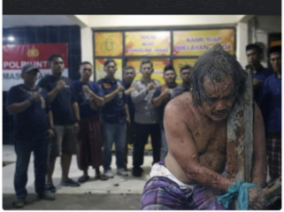 Muncul respon dari sebagaian warga Tirtajaya, Karawang, Jawa Barat yang menunut kepada polisi agar memroses hukum para pelaku penganiaya ustad. Foto: Instagram@halokrw