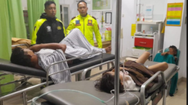 Sebanyak 6 orang tewas, dan 15 lainnya mengalamai luka berat dan ringan dan dirawat di rumah sakit, akibat rombongan 21 orang sekeluarga alami kecelakaan Elf terbalik di majalengka, Jawa Barat, Senin malam 23 Maret 2026. Foto: antara