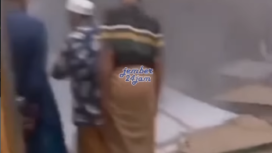 Polis sedang mendalami duigaan ledakan berasal dari sebuah almari besi lama yang tifak pernah diakses di majid Pesona Raya Regency Jembar, usai salah tarawaih, Senin malam 16 Maret 2025. Foto; Instagram@jember24jam