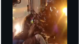 Terjadi kecelakaan beruntun melibat 10 kendaraan, dan beberapa sepeda motor terjadi di Exit Tol Bawen, Kabupaten Semarang, Selasa malam 3 Maret 2026. Sebanyak delapan orang almi luka berat dan ringan. Foto: Instagram@tuang_upload004