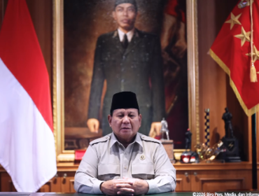 Presiden RI Prabowo Subianto memasang target pertumbuhan ekonomi 8 % menggunakan lokomotif MBG dan perumahan rakyat. Foto: Instagram@prabowo