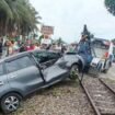 Kekuatan tak terlihat bikin mobil mogok