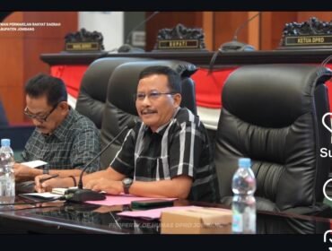 DPRD Jombang menyelenggarakan hearing dengan pemangku kepentingan, membahas Raperda Jasa Konstruksi, Rabu 15 April 2026. Foto: Instragram@dprd.jombang