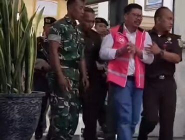 Kejaksaan Negeri Magetan, Jawa Timur, menahan ketua DPRD, Suratno bersama lima tersangka lainnya, Kamis, 23 April 2026. Mereka diduga korupsi dana hibah Pokir senilai Rp 242 miliar. Foto: Instagram@berita_magetan