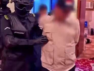 Polisi Makkah menggerebek dan mrnangkap tiga WNI, dengsn tuduhan menyebarkan iklan haji fiktif, Rabu 29 April 2026. Foto: instagram@seputarkotaharramain