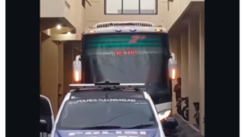 Sekitar 15 orang yang terjaring dalam operasi tangkap tangan (OTT) KPK di Tulungagung dibertangkatkan ke Jakarta, Sabtu pagi 11 April. 2026. dari polres Tulungagung. Foto: berita_tulunagung