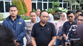 Kepala Badan Kepegawaian dan Pengembangan Sumber Daya Manusia (BKPSDM) Pemerintah Kabupaten Gresik Agung Endro Dwi Setyo Utomo, melaporkan kasus dugaan penipuan rekrutmen Aparatur Sipil Negara (ASN) ke Polres Gresik, Jumat 10 April 2026. Foto:ist