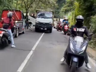 Truk alami rem blong di Ngantang Malang, Minggu 10 Mei 2026. Foto: ist