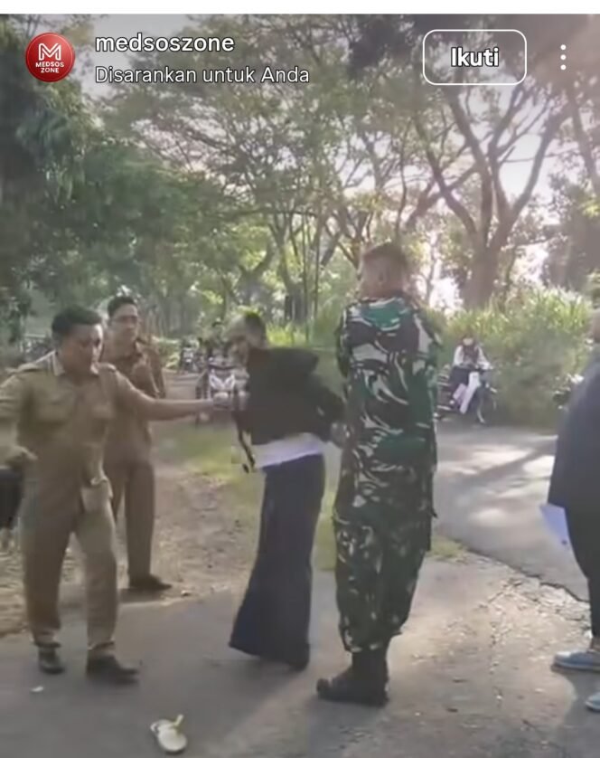 
					Petugas Babinsa Grati  Serda Johan Prayitno berhasil meringkus satu tersangka pelaku pencuri motor milik walimurid SDN 1 Kalipang, Grati, Pasuruan, Senin pagi, 11 Mei 2026. Foto: Instagram@medsozone