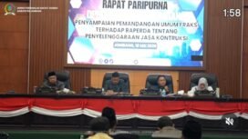 Rapat pembahasan dan pandangan umum fraksi di DPRD Jombabg, membahas raperda tentang Konstruksi dan Bangunan, Senin 18 Mei 2026. Foto: dord_jombang