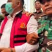 Petugas Kejaksaan Pasuruan, Rabu 20 Mei 2026, menahan tokoh masyrakat Gus Rofi'i diduga terkait kasus korupsi dana PKBM Rp 606 juta. Foto: ist