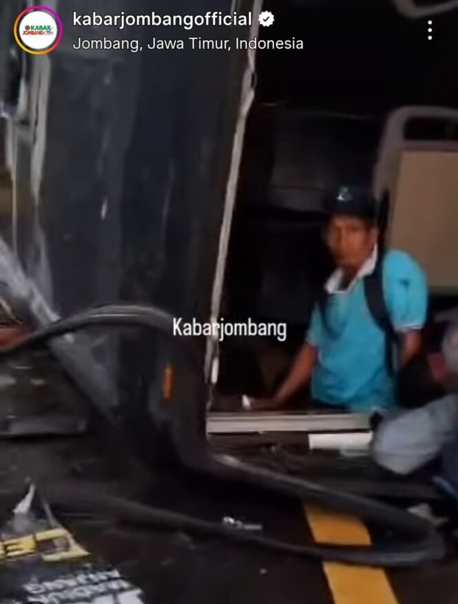 
					5 Orang Luka Serius 4 Luka Ringan, Akibat PO Sudiro Tergelincir di Tol Tembelang Jombang