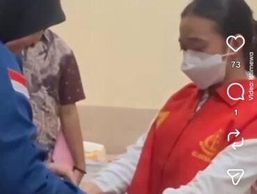 Jaksa menahan suami istri di Nganjuk, akibat melakukan penggelapan dana milik Bank BPD Jatim Rp1,9 miliar dengan cara membuat setoran fiktif. Foto: tugujatim
