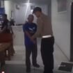 Polisi berhasil menemukan dan menangkap Suyanto, 54, di Padalarang, Bandung, Minggu, 24 Mei 2026. Sopir ini melarikan diri, pasca kecelakaan mengakibatkan tiga pelajar tewas di Kepuhkembeng, Peterongan, Jombang, 15 Mei 2026. Fito: instagram@redaksi_celah