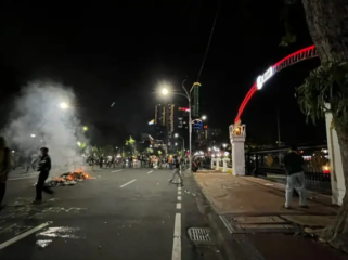 Rusuh di Grahadi malam ini