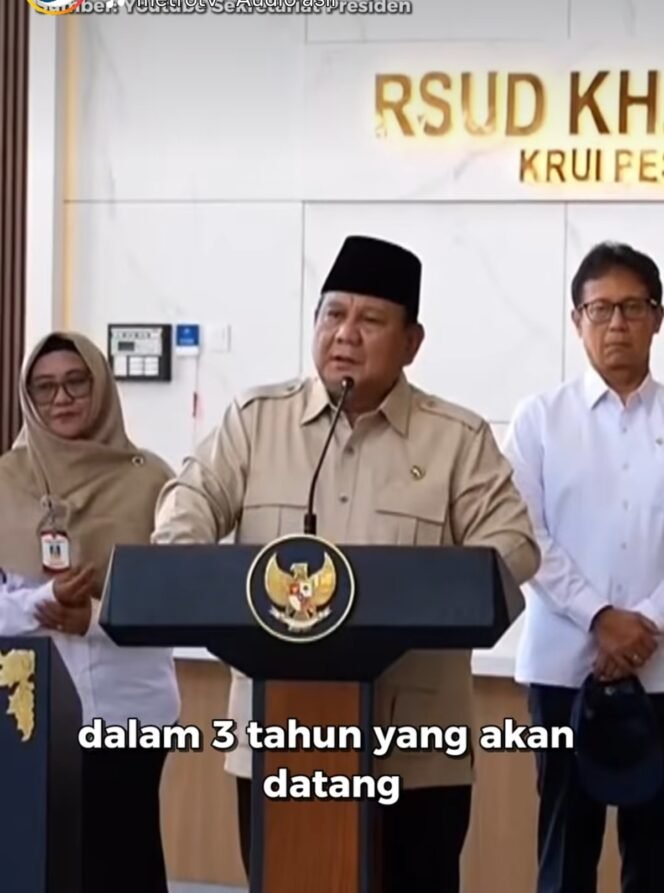 
					Presiden Prabowo Subiyanto metasa prihatin terjadi ibu hamil meninggal dunia, akibat jauh dari fasilitas kesehatan, tiga tahun mendatang akan merehabilitasi 400 RS pemerintah, dan 10.000 puskesmas di seluruh Indonesia. Foto: metroTV