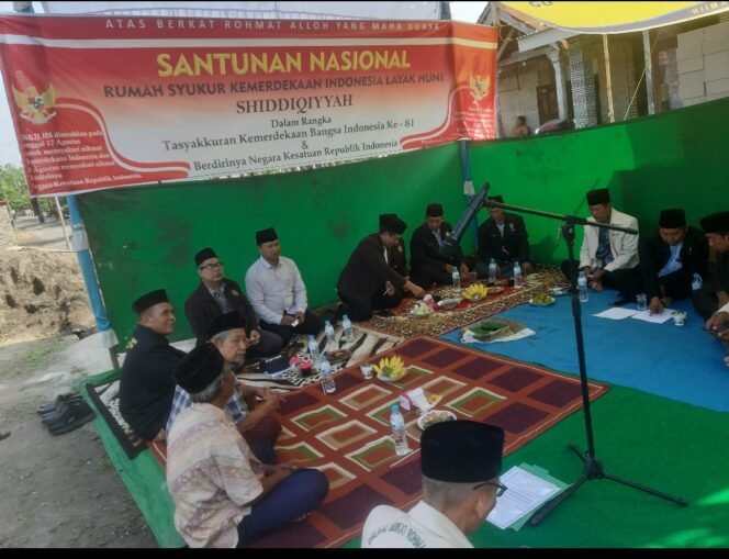 
					Acara peletakan batu pertama pembangunan Rumah Syukur Kemerdekaan Indonesia Layak Huni Shiddiqiyyah di Dusun Jatimenok, Desa Rejoso Pinggir, Kecamatan Tembelang, Kabupaten Jombang. Senin, 22 Juni 2026. Foto: swarajombang.com/ priyo suwarno