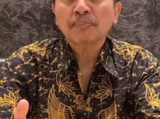 Roy Suryo mengucapkan terima kasih atas status tahanan luar dari Kejaksaan, dalam kasus tindak pencemaran nama baik mantan Presiden Joko Widodo, soal ijazah palsu. Foto: instagram@suaraakarrumput