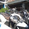tiga unit motor yang terlibat kecelakaan saat diamankan petugas