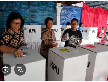 MK memperkokoh aturan pilkada dipilih langsung oleh rakyat, sesuai UU Pilkada  dengan demikian wacana pengubahan kepala daerah dipilih oleh DPRD layu sebelum berkembang. Foto: antara