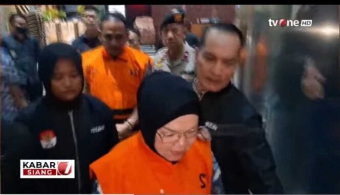 
					KPK Menahan Bupati Etik Suryani Sita Harta Benda Rp21 Miliar dalam OTT di Sukoharjo