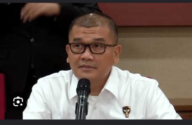 
					Kakortastipidkor Mayjen Totok Suharyanto Tetapkan Febrie Adriansyah sebagai Tersangka Kasus TPPU