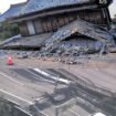 Pulau Kyusu di wilayah Ferfecture Kumamoto, mengalami kerusakan masif, efek dari gempa tiga kali berturut turut 6.1-7.1, Selasa, 28 Juli 2026. Foto: asahi shimbun