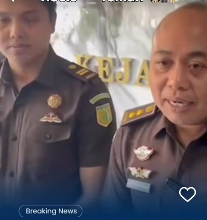
					Kejari Surabaya mrnyerahkan uang tunai Rp9,05 miliar Kas Negara, bukti rampasan TPPU Judol Jaka Purnama, Selasa, 28 Juli 2026. Foto: ist