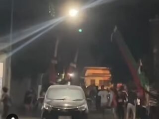Massa diduga rombongan pesilat menyerang warga desa Plumbon Gamvang, Gudo, Jombabg. Foto: ist