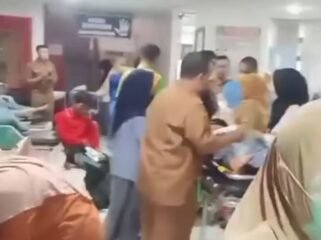 Sebabyak 120 santri ponpes Manba'ul Hiksm, Tanggulangin, dirawat di empat rumah sakit di Sidoarjo, Selasa malam, 1 September 2026. Foto: ist