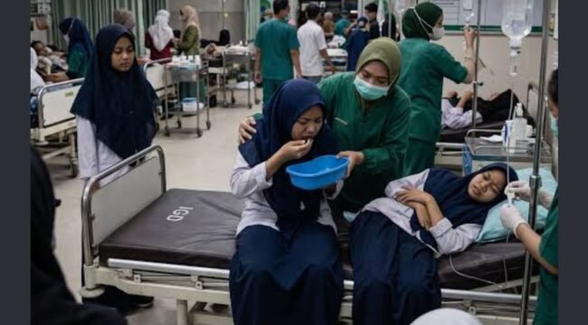 Ternyata jumlah santri dan siswa korban keracunan mencapai 566 dari 19 pondok dan sekolah di Tanggulangin, Sidoarjo, Selasa, 1 September 2026. Foto: ist