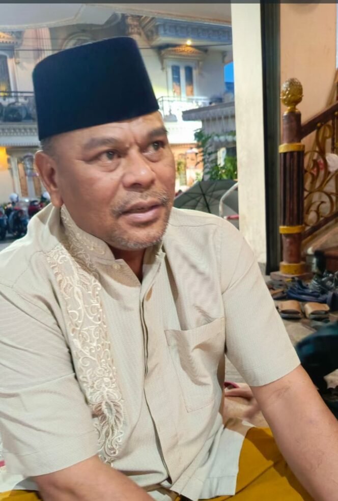 
					H Rahmat Muhajirin, ketua dewan penasihat DPC Gerindra Sidoarjo menilai bahwa elektabikitas Partai Gerindra naik 14,4 persen, bukti bahwa program presiden Prabowo Subianto diterima oleh masyarakat. Foto: ist