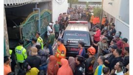 Kejadian mnenggemparkan warga Simomulyo, Surabaya, dua bocah tewas terbakar dalam kamarnya, Minggu sore, 13 Septembet 2026. Foto: antara