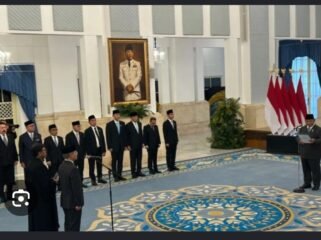 Presiden Prabowo lakukan resafel kabinet, mencopot Purbaya Yudi Sadewa, angkat Suahasil Nazara,  