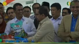 Menteri Pertanian dan Pangan Amran Sulaiman menarik 25 merk beras fortifikasi dari pasaran, karena tidak sesuai dengan standar SNI, Selasa, 15 September 2026. Foto: instagram@idntime.video