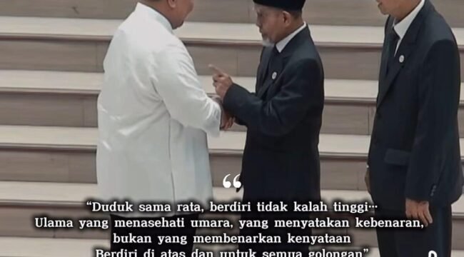 Presiden Prabowo Subianto dan KH Hasan Abdullah Sahal, Direktur Ponpes Modern Gontor, Ponorogo. Pada acara peringatan 100 Tahun Ponpes Modern Darussalam, Gontor, Ponorogo, Sabtu 19 September 2026. Foto: ist