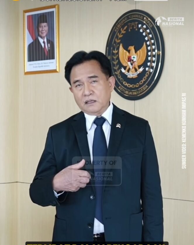 
					Menteri Yusril Ihza Mahendra mendorong  Ombudman agar membuka seluruh temuannya, sekaligus memberi kesempatan kepada jurnalis untuk masuk melihat langsung ke LP.Kelas A2 Cibinong. Foto: ist