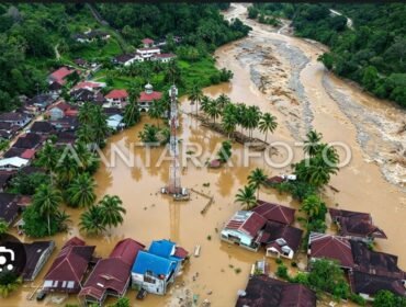 Sejak awal Oktober 2026 hingga saat ini, kota Padang diguyur hujan hidrometeorologi hingga yerjafi 7 titik banjir bandang, serta 14 titik lknfsor. Fito: antara