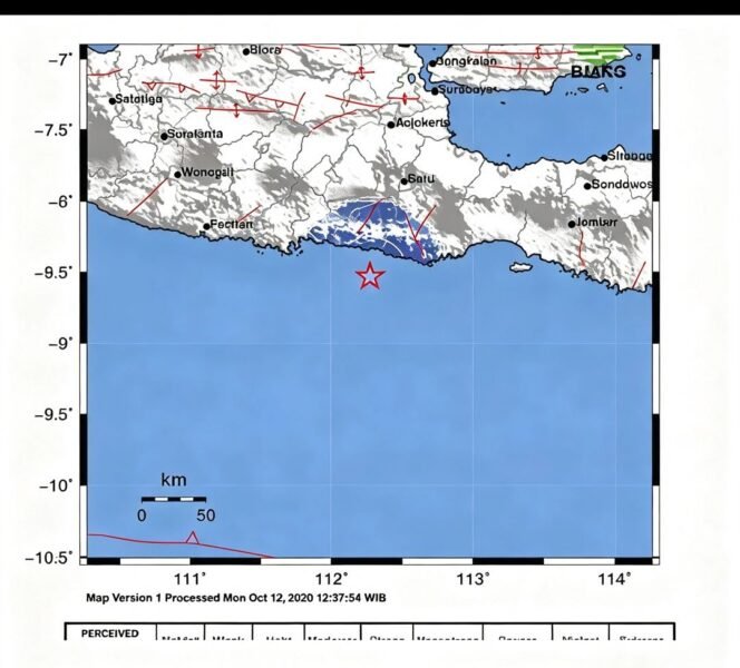 
					Dua kali gempa di lepas pantai Blitar Selatan, yerjadi Senin siang dan sore, 12 Oktober 2026. Foto: BMKG