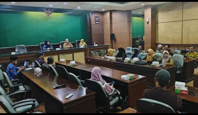 
					Dinas Koperasi UMK Jombang selenggarakan pelatihan pengawas KDMP. Foto: ist