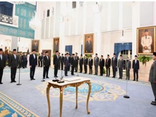Presiden Prabowo melantik empat wakil menteri baru, Kamis 15 Oktober 2026, di istana negara. Foto: ist