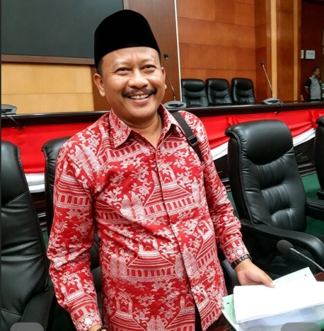 
					Kartiyono adalah anggota DPRD Jombang. Ia menjabat sebagai ketua fraksi PKB merangkap ketua Bapemperda, dan Bendahara DPC PKB Jombang 2026-2031. Foto: swarajombang.com/ priyo s