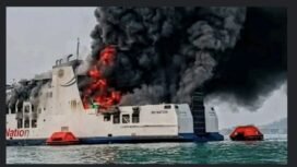 SAR gabungan berhasil mengevakuasi 460 orang yang berada di atas kapal KM.Batumandi yang terbakar di selat Sunda, Selasa, 20 Oktober 2026. Foto: ist