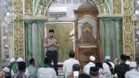 Foto:Istimewa
Kapolres Gresik Gelar Safari Jumat di Masjid Baitussalam Desa Tebaloan.